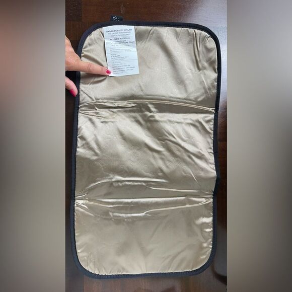 JuJuBe Be Prepared Diaper/Travel Bag - The Versailles - Picture 10 of 14